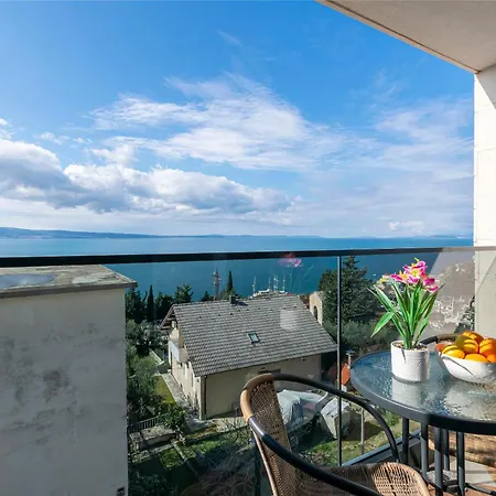 Apartments Villa Milas With Pool Jesenice  Exterior photo