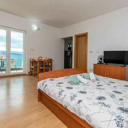 Apartments Villa Milas With Pool Jesenice  Exterior photo